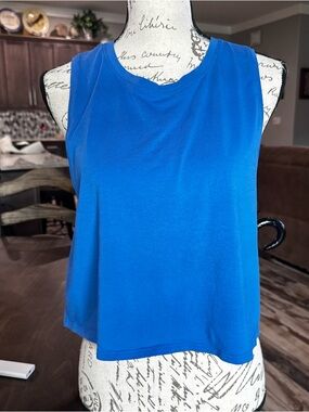 Lululemon Cut Back Crop Tank Wild Bluebell